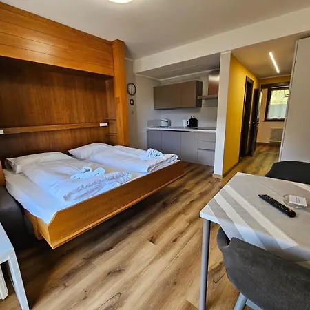 Isola Bad Kleinkirchheim * Untertschern